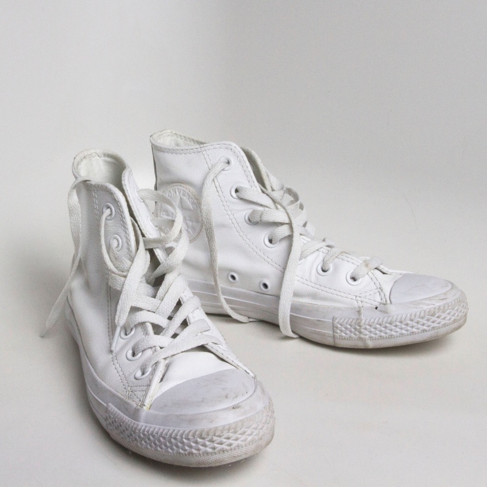 White converse